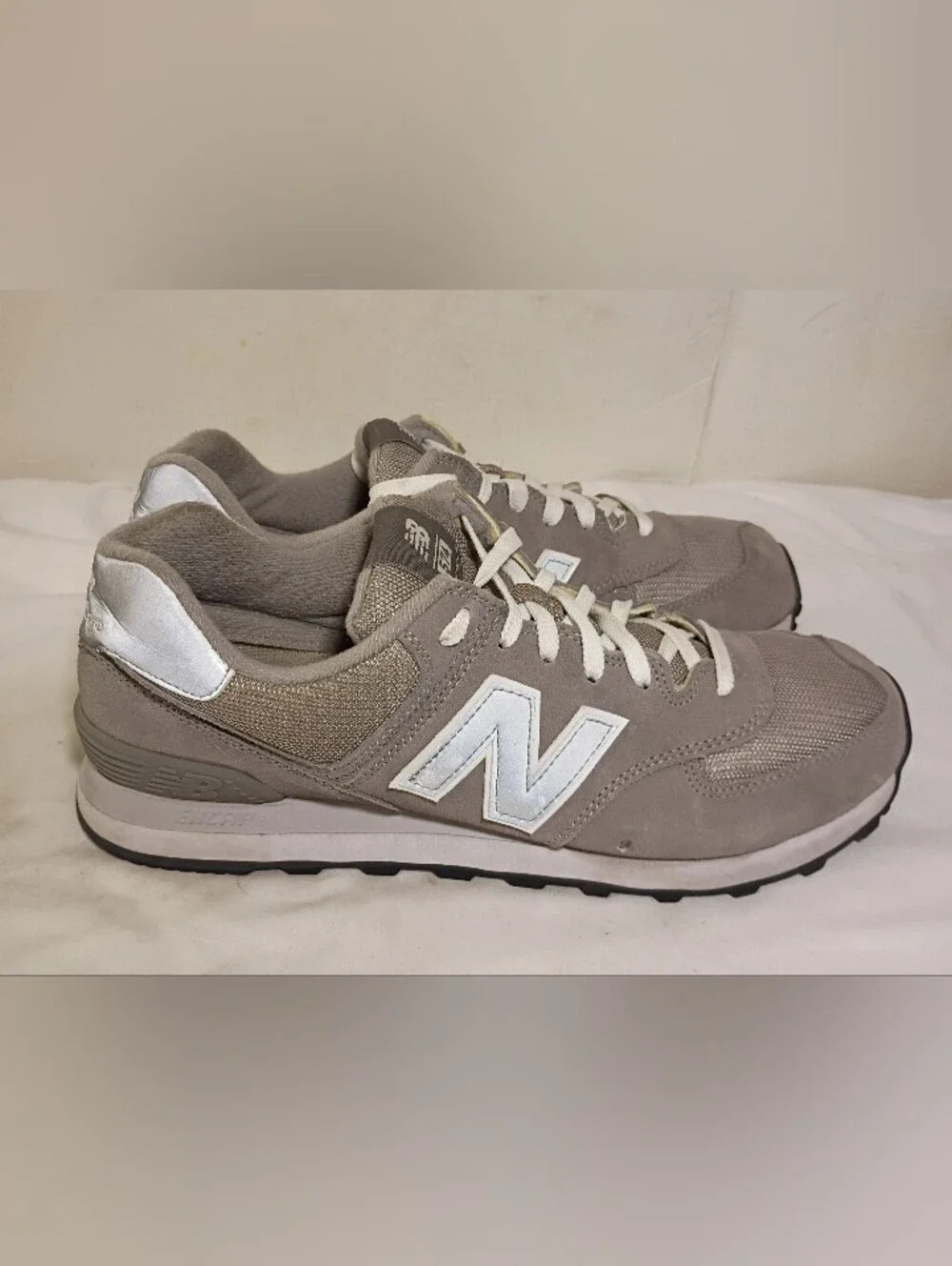 New Balance 574 Grey Suede Sneakers M574GS Men's Size 12 EE Extra Wide